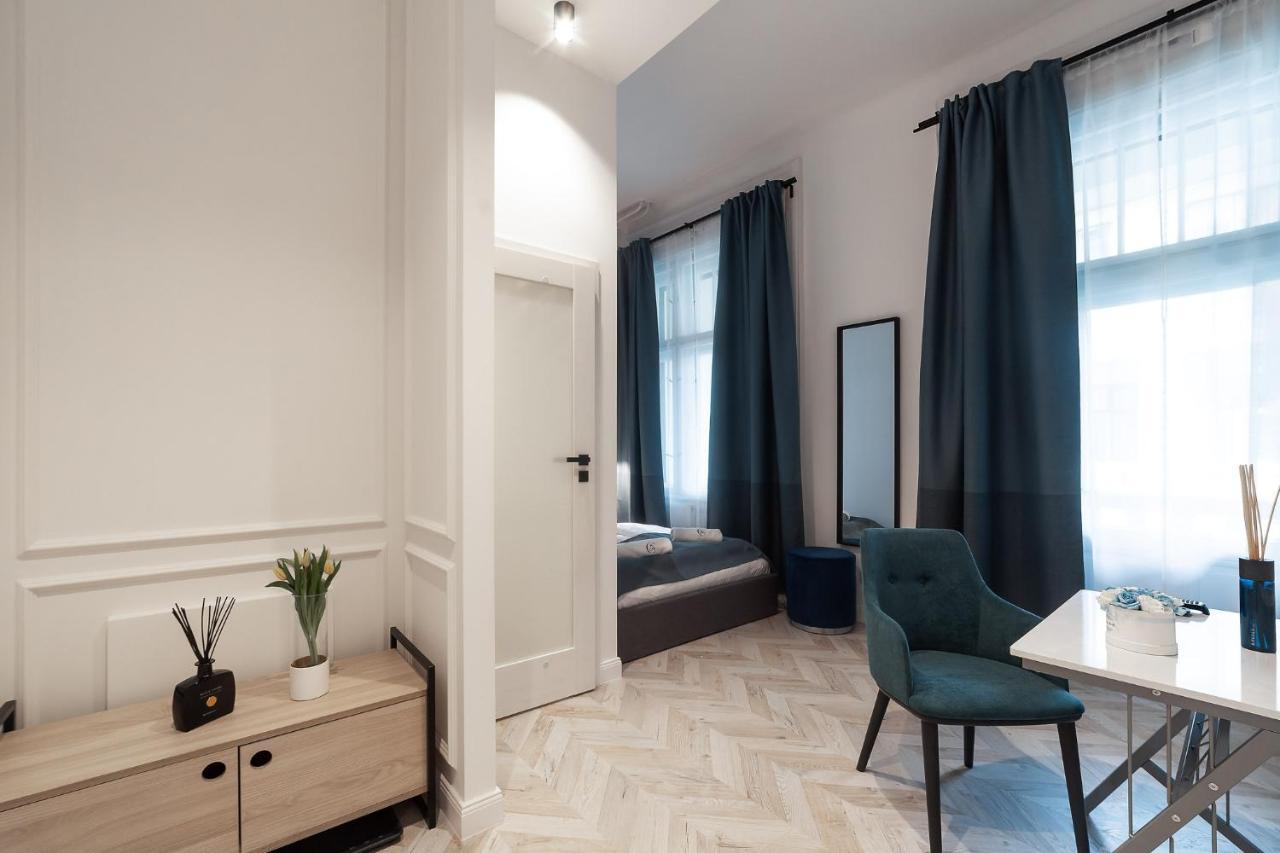 Catalog Boutique Rooms Debrecen Esterno foto